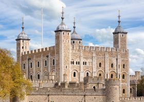 Is a Tour of Tower of London Worth It?